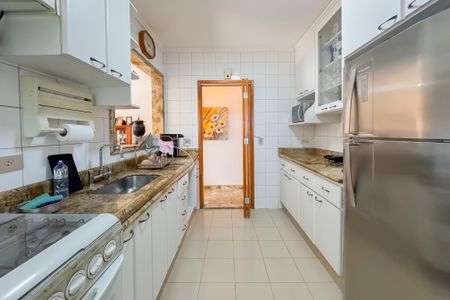 Apartamento à venda com 68m², 3 quartos e 2 vagasCozinha