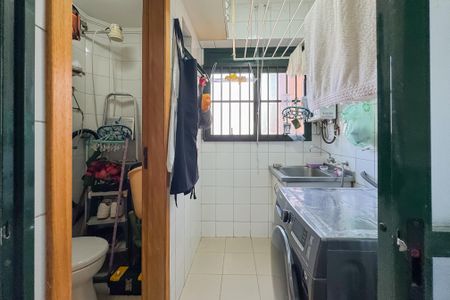 Apartamento à venda com 68m², 3 quartos e 2 vagasÁrea de Serviço