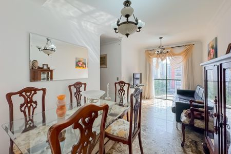 Apartamento à venda com 68m², 3 quartos e 2 vagasSala