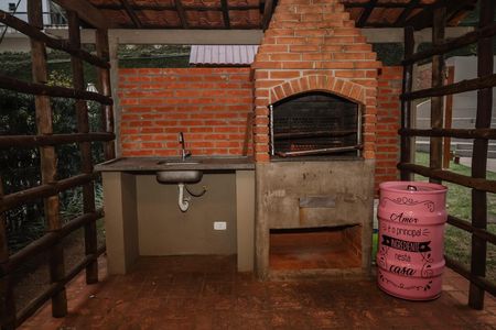 Apartamento para alugar com 75m², 2 quartos e 2 vagas Apartamento para alugar com 75m², 2 quartos e 2 vagasÁrea comum - Churrasqueira