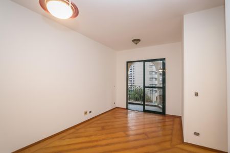Sala de apartamento para alugar com 2 quartos, 75m² em Vila Suzana, São Paulo
