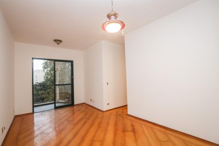 Sala de apartamento para alugar com 2 quartos, 75m² em Vila Suzana, São Paulo