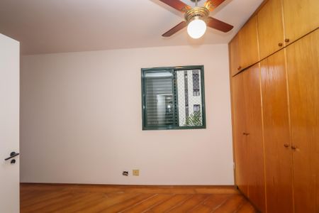 Apartamento para alugar com 75m², 2 quartos e 2 vagas Apartamento para alugar com 75m², 2 quartos e 2 vagasSuíte