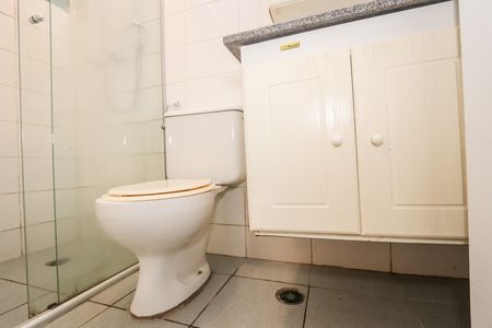 Apartamento para alugar com 75m², 2 quartos e 2 vagas Apartamento para alugar com 75m², 2 quartos e 2 vagasBanheiro da Suíte