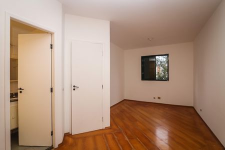 Apartamento para alugar com 75m², 2 quartos e 2 vagas Apartamento para alugar com 75m², 2 quartos e 2 vagasSuíte