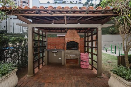 Apartamento para alugar com 75m², 2 quartos e 2 vagas Apartamento para alugar com 75m², 2 quartos e 2 vagasÁrea comum - Churrasqueira