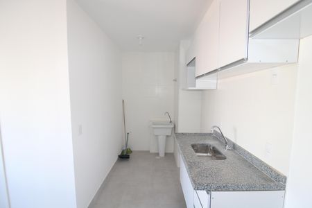 Apartamento para alugar com 34m², 1 quarto e sem vagaSala/Cozinha