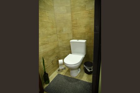 Casa à venda com 204m², 3 quartos e 5 vagasBanheiro da Suíte