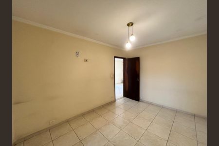 Casa para alugar com 212m², 2 quartos e 4 vagasQuarto 2