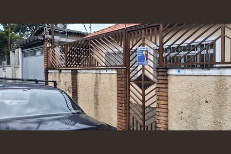 Casa para alugar com 212m², 2 quartos e 4 vagasFachada