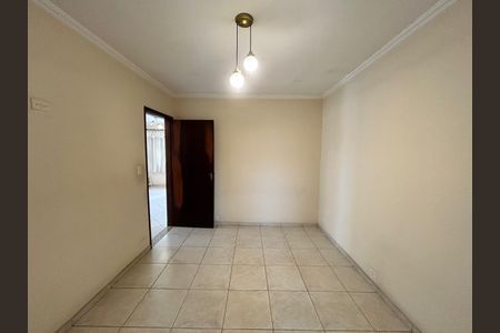 Casa para alugar com 212m², 2 quartos e 4 vagasQuarto 2