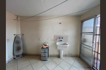 Casa para alugar com 212m², 2 quartos e 4 vagasÁrea de Serviço