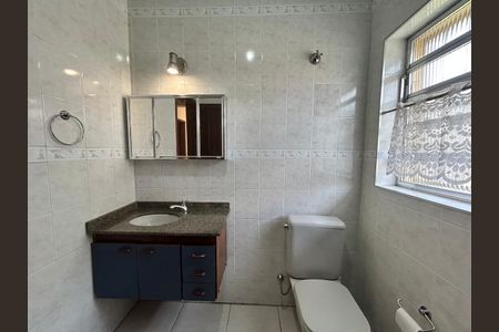 Casa para alugar com 212m², 2 quartos e 4 vagasBanheiro Social