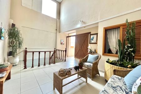 Casa para alugar com 530m², 4 quartos e 4 vagas Casa para alugar com 530m², 4 quartos e 4 vagasÁrea externa