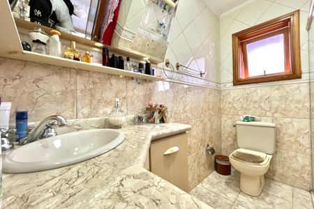 Casa para alugar com 530m², 4 quartos e 4 vagas Casa para alugar com 530m², 4 quartos e 4 vagasBanheiro da Suíte