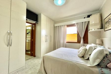 Casa para alugar com 530m², 4 quartos e 4 vagas Casa para alugar com 530m², 4 quartos e 4 vagasSuite