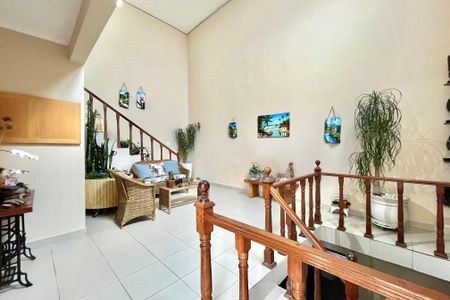 Casa para alugar com 530m², 4 quartos e 4 vagas Casa para alugar com 530m², 4 quartos e 4 vagasÁrea externa