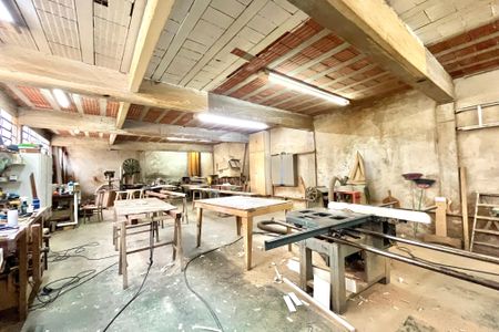 Casa para alugar com 530m², 4 quartos e 4 vagas Casa para alugar com 530m², 4 quartos e 4 vagasGaragem