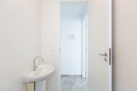 Apartamento para alugar com 42m², 2 quartos e sem vaga Apartamento para alugar com 42m², 2 quartos e sem vagaBanheiro