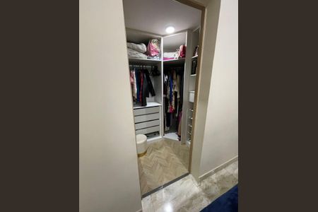 Apartamento para alugar com 56m², 2 quartos e 1 vagaCloset