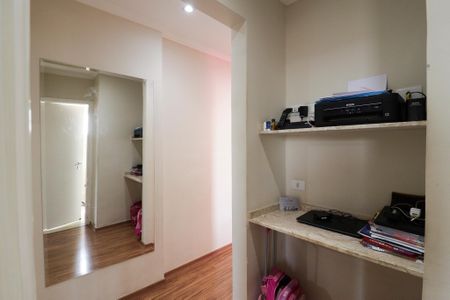 Apartamento à venda com 78m², 3 quartos e 1 vagaCorredor