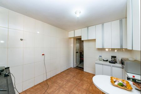 Casa à venda com 300m², 3 quartos e 4 vagasCozinha