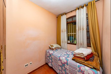 Casa à venda com 300m², 3 quartos e 4 vagasQuarto 2