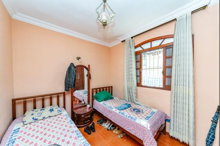 Casa à venda com 300m², 3 quartos e 4 vagasQuarto 1