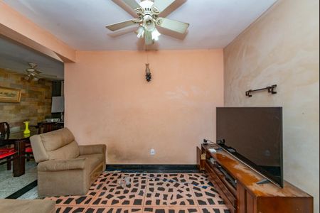 Casa à venda com 300m², 3 quartos e 4 vagasSala 2