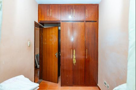 Casa à venda com 300m², 3 quartos e 4 vagasQuarto 2