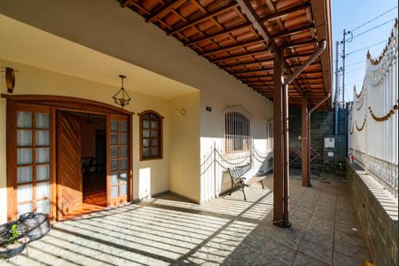 Varanda da Sala 1 - Entrada de casa à venda com 3 quartos, 300m² em Alto Caiçaras, Belo Horizonte