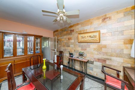 Casa à venda com 300m², 3 quartos e 4 vagasSala 3