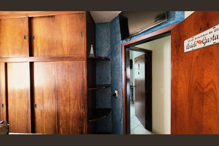 Casa à venda com 200m², 3 quartos e 2 vagasSuíte