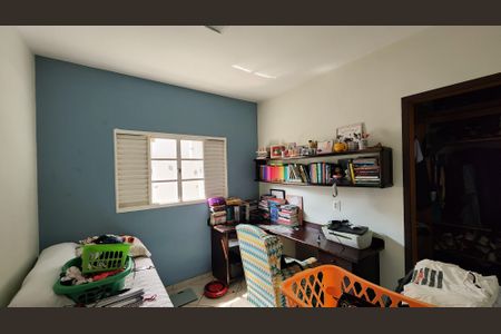 Casa à venda com 200m², 3 quartos e 2 vagasQuarto 1