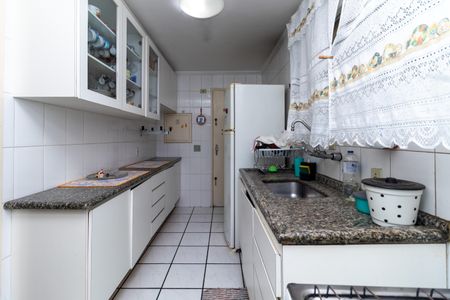 Apartamento à venda com 100m², 2 quartos e 1 vaga Apartamento à venda com 100m², 2 quartos e 1 vagaCozinha