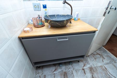 Apartamento à venda com 100m², 2 quartos e 1 vaga Apartamento à venda com 100m², 2 quartos e 1 vagaBanheiro