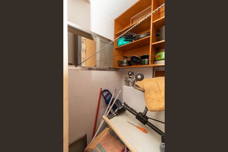 Apartamento à venda com 100m², 2 quartos e 1 vaga Apartamento à venda com 100m², 2 quartos e 1 vagaQuarto de Serviço