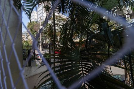 Apartamento à venda com 100m², 2 quartos e 1 vaga Apartamento à venda com 100m², 2 quartos e 1 vagaVista da Janela do Quarto 2