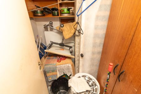 Apartamento à venda com 100m², 2 quartos e 1 vaga Apartamento à venda com 100m², 2 quartos e 1 vagaQuarto de Serviço