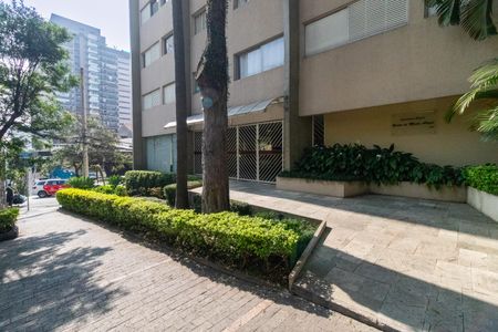 Apartamento à venda com 100m², 2 quartos e 1 vaga Apartamento à venda com 100m², 2 quartos e 1 vagaFachada
