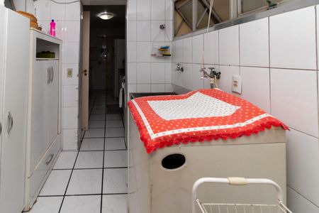 Apartamento à venda com 100m², 2 quartos e 1 vaga Apartamento à venda com 100m², 2 quartos e 1 vagaÁrea de Serviço