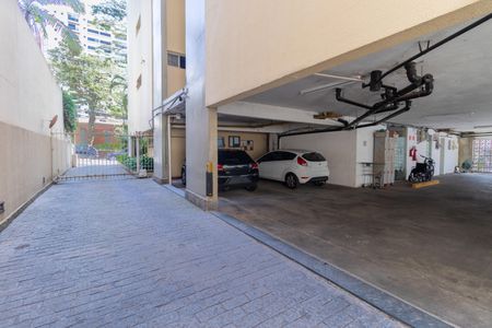 Apartamento à venda com 100m², 2 quartos e 1 vaga Apartamento à venda com 100m², 2 quartos e 1 vagaGaragem