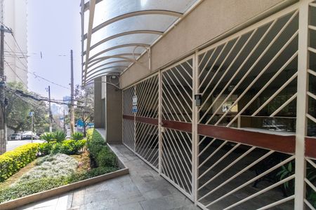 Apartamento à venda com 100m², 2 quartos e 1 vaga Apartamento à venda com 100m², 2 quartos e 1 vagaFachada