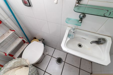 Apartamento à venda com 100m², 2 quartos e 1 vaga Apartamento à venda com 100m², 2 quartos e 1 vagaBanheiro de Serviço