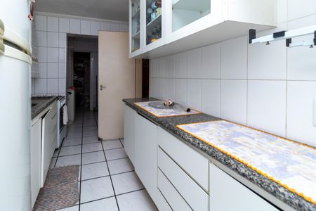 Apartamento à venda com 100m², 2 quartos e 1 vaga Apartamento à venda com 100m², 2 quartos e 1 vagaCozinha