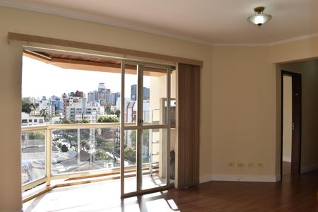 Sala de kitnet/studio para alugar com 3 quartos, 95m² em Alto da Xv, Curitiba
