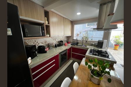 Casa de condomínio à venda com 150m², 4 quartos e 3 vagasCozinha