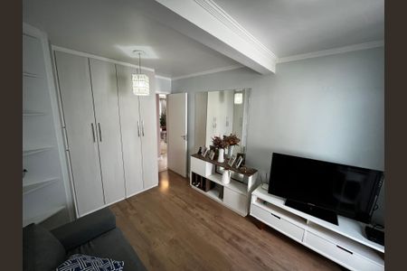 Casa de condomínio à venda com 150m², 4 quartos e 3 vagasSala 2