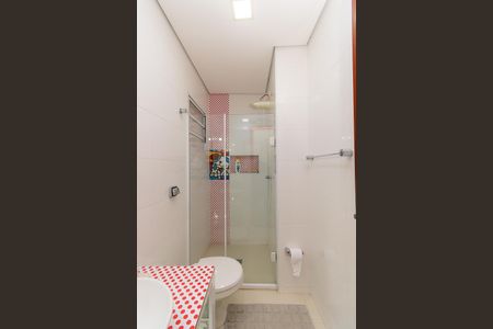 Casa à venda com 139m², 3 quartos e 2 vagas Casa à venda com 139m², 3 quartos e 2 vagasBanheiro