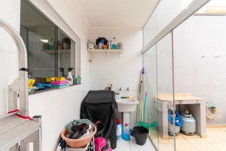 Casa à venda com 139m², 3 quartos e 2 vagas Casa à venda com 139m², 3 quartos e 2 vagasÁrea de Serviço